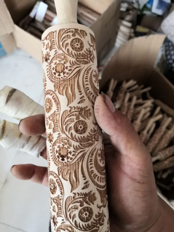 Rolling Pin Christmas Embossing - Image 4