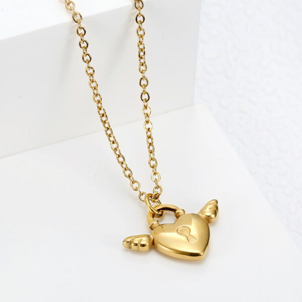 Light Luxury Minority Design Love Angel Wings Pendant Necklace - Image 3