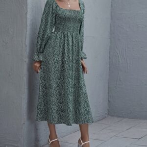 Women's Fashionable Clothing