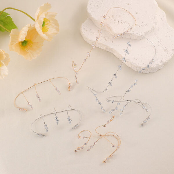 Fashion Simple Zircon Leaves Finger Chain - Image 2