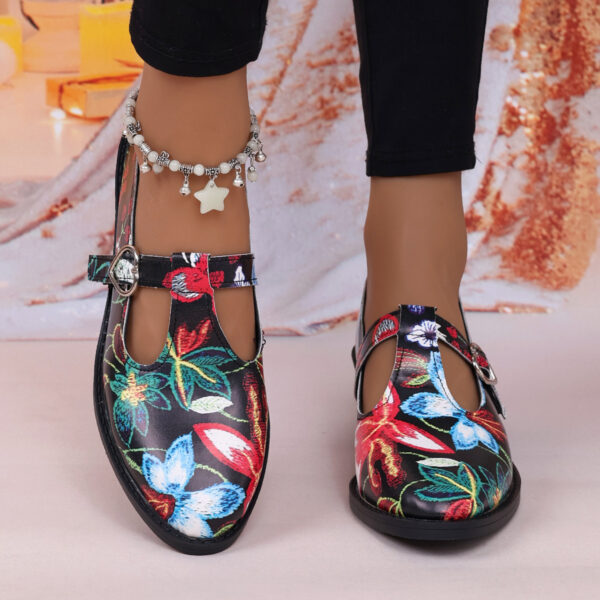 Women's Vintage Mary Jane Leather Shoes - Image 4