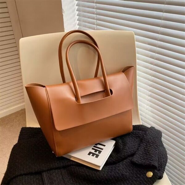 Large Capacity Bag Women's Tote Shoulder Bag - Image 8