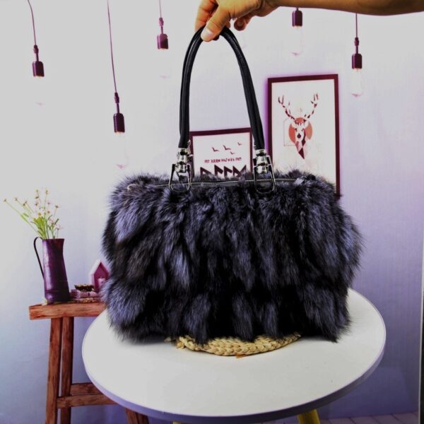 Women's Korean-style One-shoulder Crossbody Fox Fur Bag - Image 5