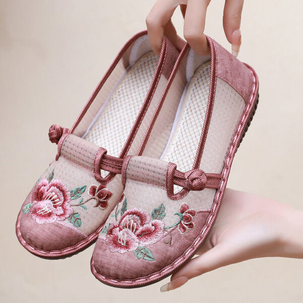 Soft Bottom Ethnic Breathable Embroidered Shoes Middle-aged And Elderly - Image 5