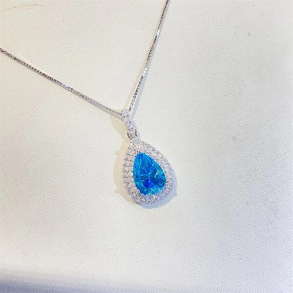 Ocean Blue Sapphire Water Drop Moissanite Pendant Clavicle Chain - Image 5