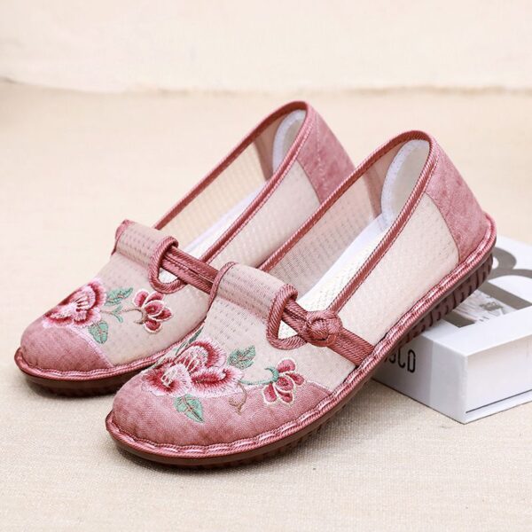 Soft Bottom Ethnic Breathable Embroidered Shoes Middle-aged And Elderly - Image 4