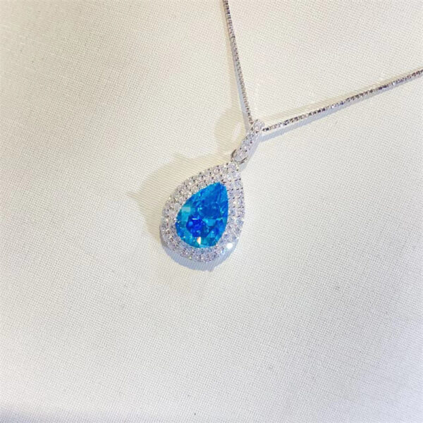 Ocean Blue Sapphire Water Drop Moissanite Pendant Clavicle Chain - Image 4