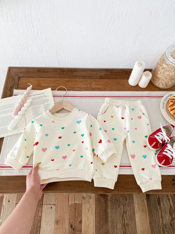 Colored Loving Heart Fashionable Sweater Baby Comfortable Two-piece Suit - Image 3