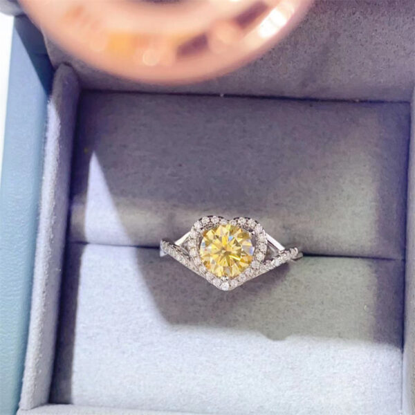 Yellow Moissanite Heart-shaped Color Yellow Diamond Platinum Jewelry Ring - Image 5