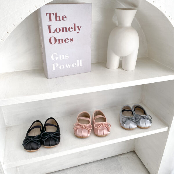 Spring Lace Bow Baby Girl Shoes - Image 2