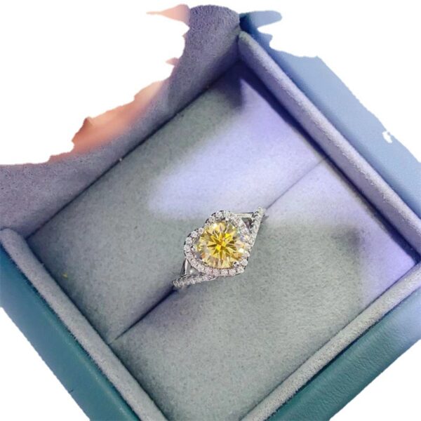 Yellow Moissanite Heart-shaped Color Yellow Diamond Platinum Jewelry Ring - Image 3