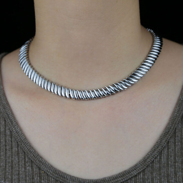 High Glossy Zircon-free Snake Chain - Image 2