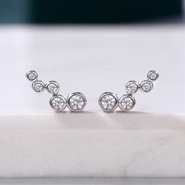 Elegant Shining Simple Circle Women's Earrings - Image 3
