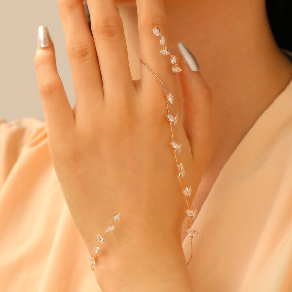 Fashion Simple Zircon Leaves Finger Chain - Image 3