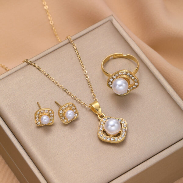 Fashion Rhinestone Pearl Square Necklace Suit - Image 3