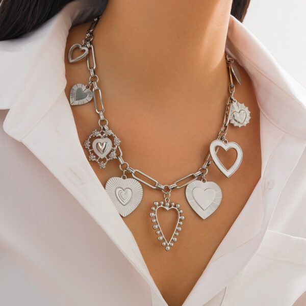 Cold Love Pendant Clavicle Chain Peach Heart Fashion - Image 5