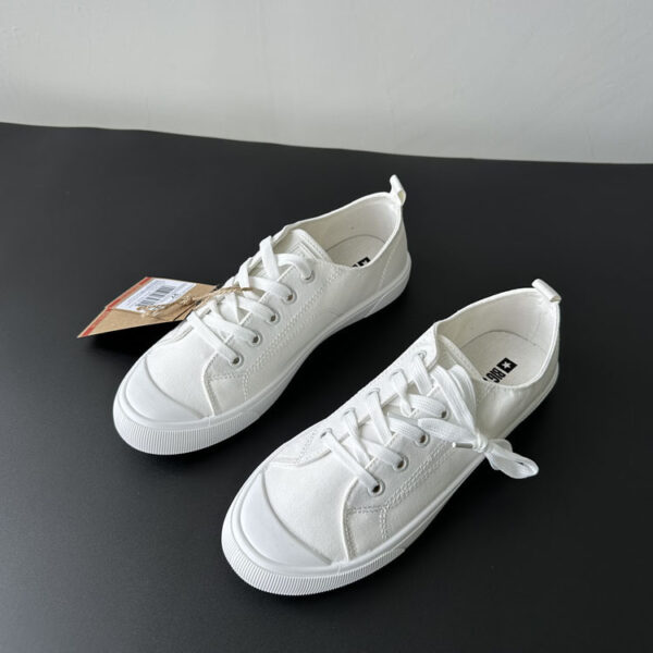 Spring NEW Low Cut Round Head Canvas Shoes Slip-on - Image 3