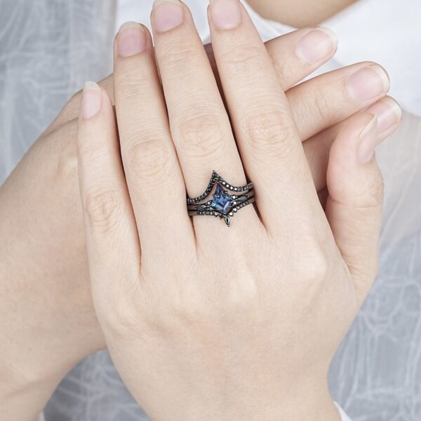 Gun Black Retro Three-piece Women's Ring - Image 5